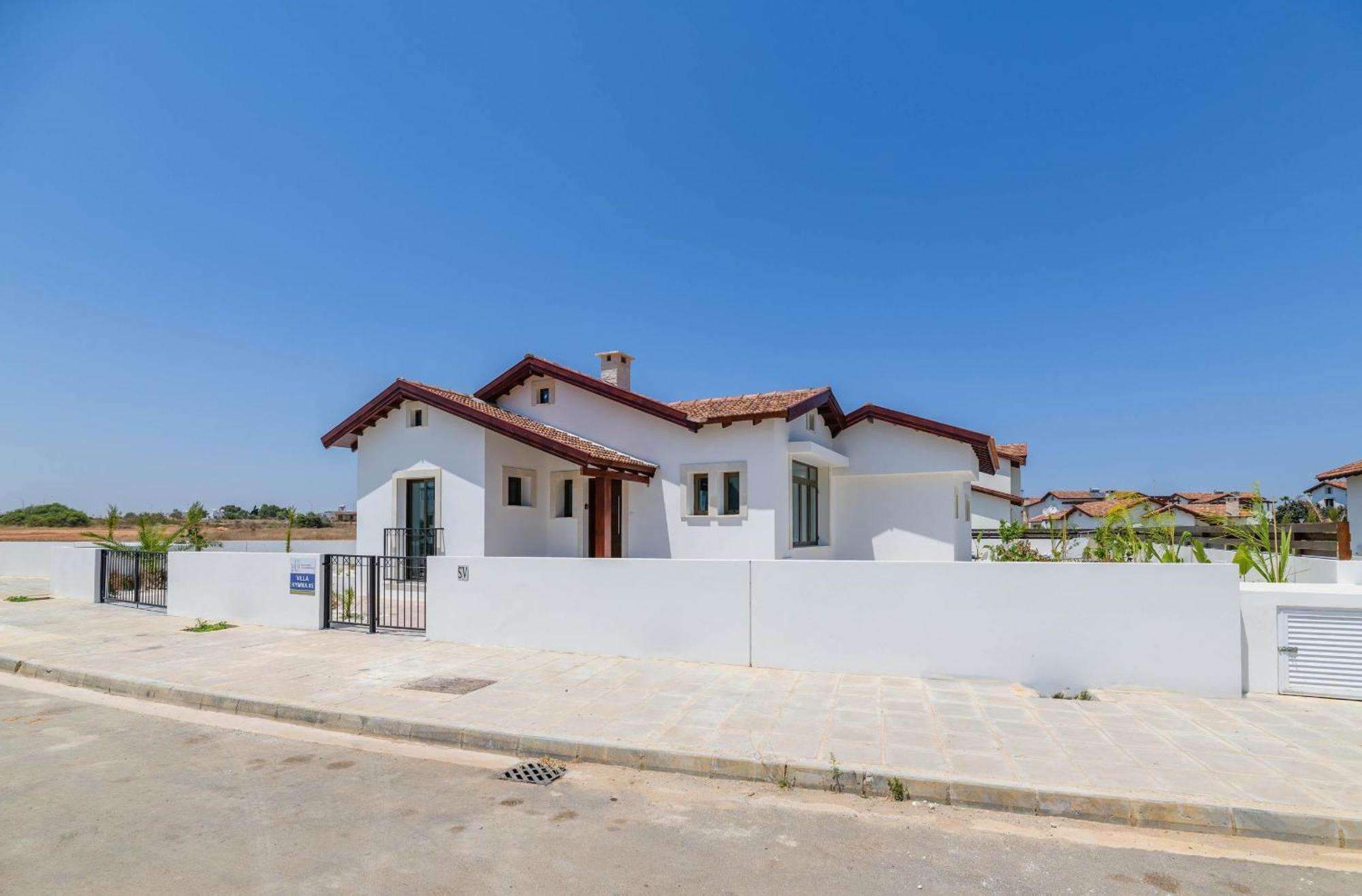Kymma Villa #16 アヤナパ 部屋 写真